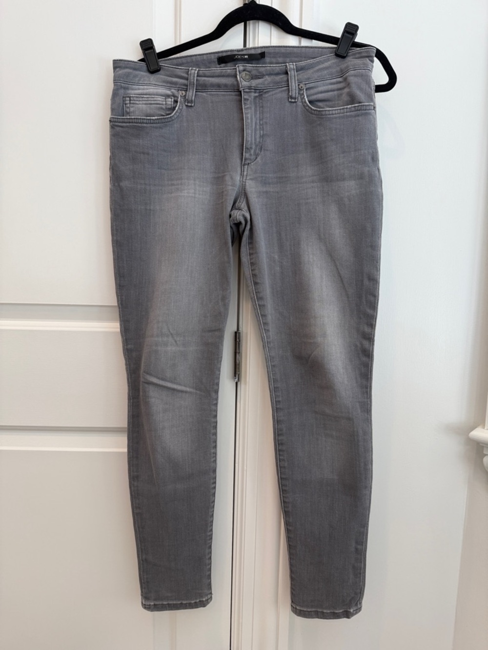 Joe’s Jeans Skinny Low-Rise Gray Jeans Size 30